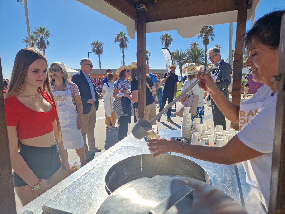 Fiestas La Patacona Alboraya horchata y fartons